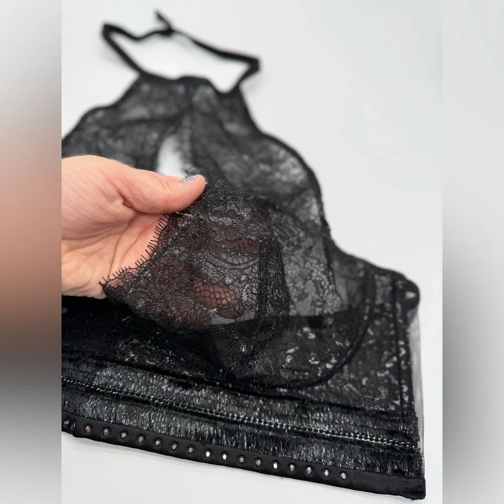 Victoria's Secret Sexy Black Floral Silver Lace Halter Bralette NWT Sz XL - Picture 4 of 16